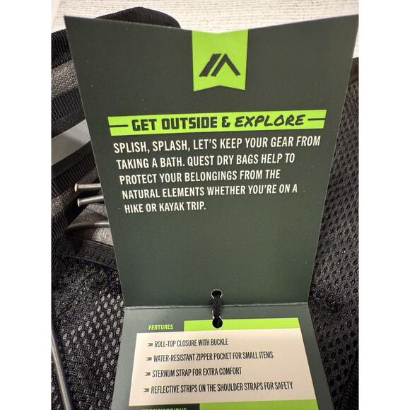 NWT Quest 20L Water-Resistant Roll Top Dry Bag Backpack Hiking Kayaking Camping - Picture 9 of 9